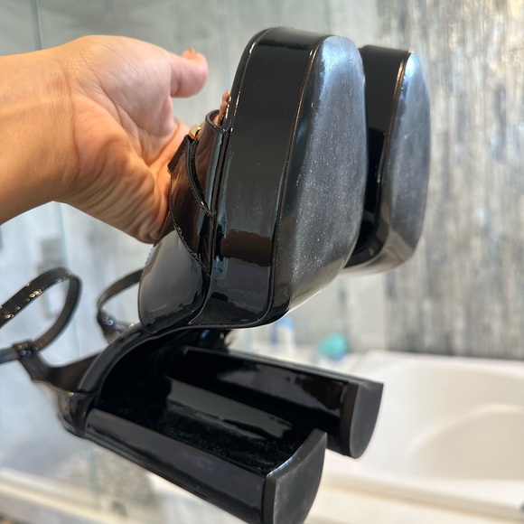 Versace Medusa heels - Picture 8 of 10